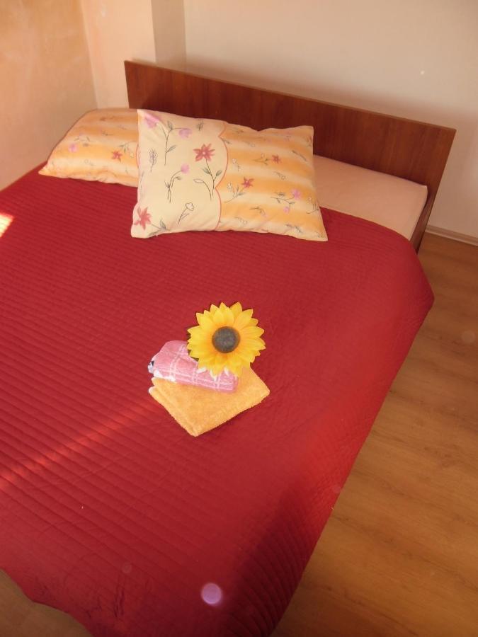 Apartman Marko ตรีบูนย์ ภายนอก รูปภาพ