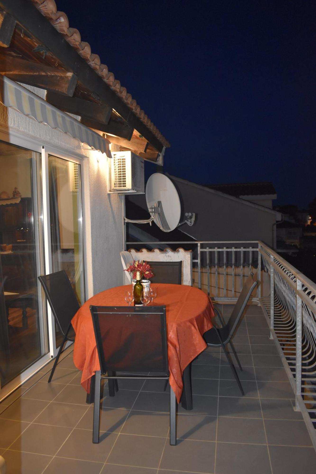 Apartman Marko ตรีบูนย์ ภายนอก รูปภาพ